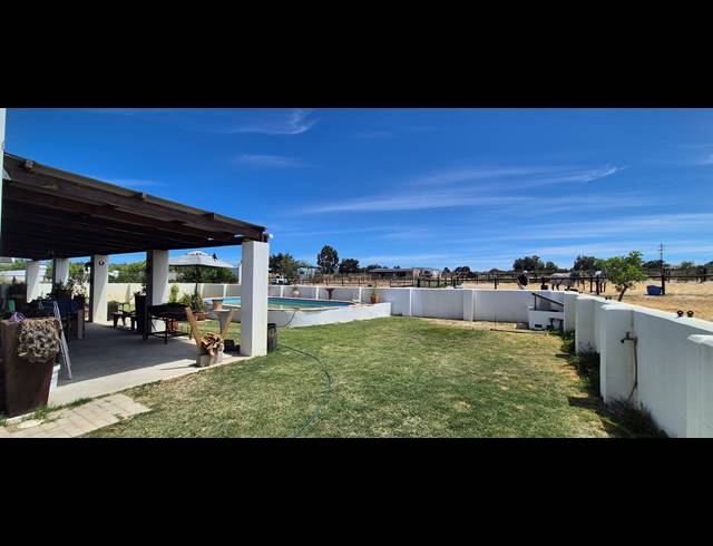 5 BEDROOM HOUSE FOR SALE IN CAPE FARMS